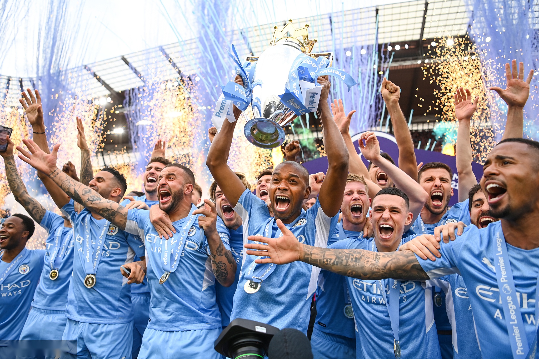 人敬畏的身 人敬畏的身